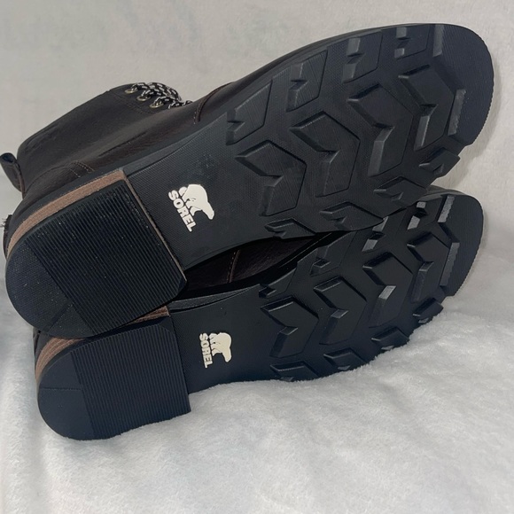 Sorel Emelie Geniune Shearling Short Lace up boots color blackned brown - Picture 9 of 13